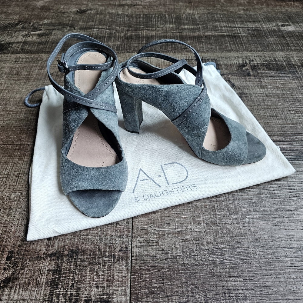 AD & DAUGHTERS - Heels
